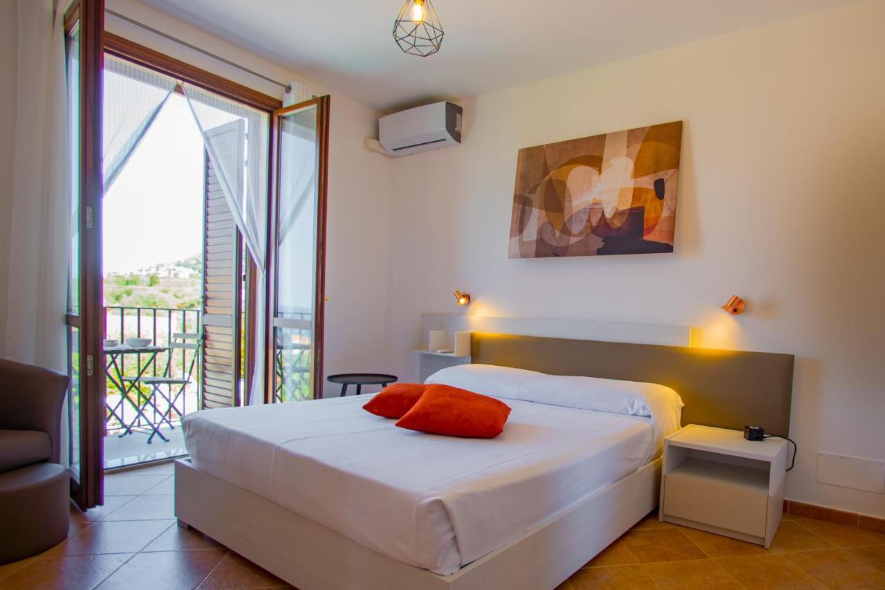 Pater Meus Suites 체팔루 외부 사진